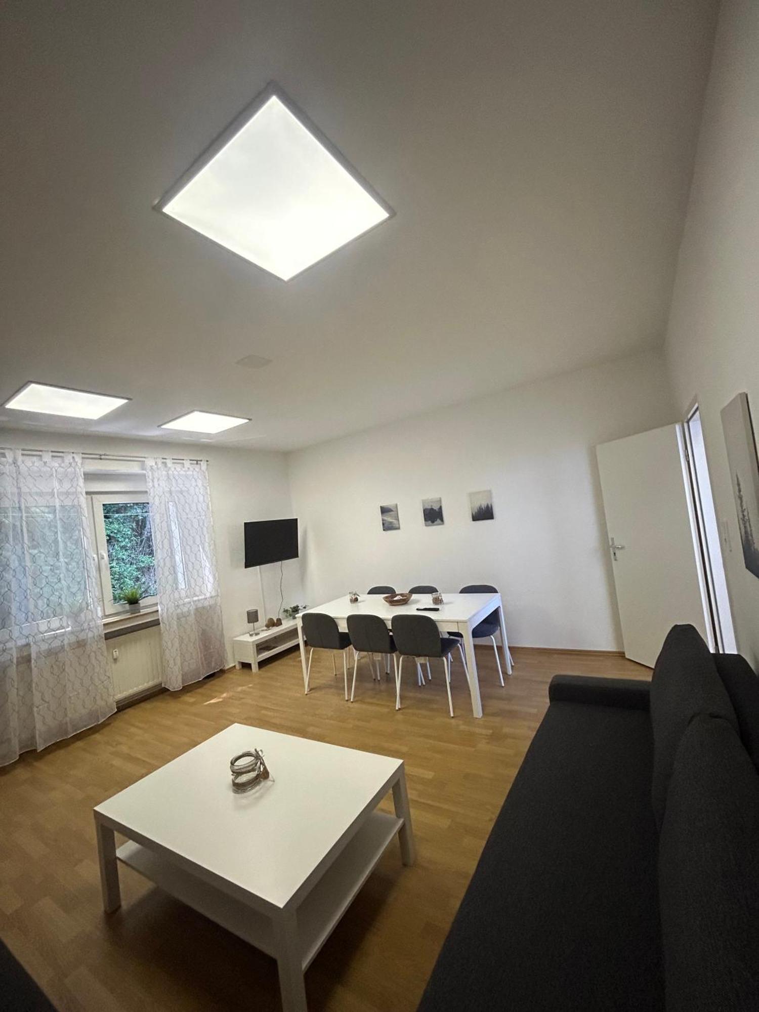 Gemuetliche Ferienwohnung - Voll Ausgestattet, Zentral Aber Ruhig ! วุปปาทัล ภายนอก รูปภาพ