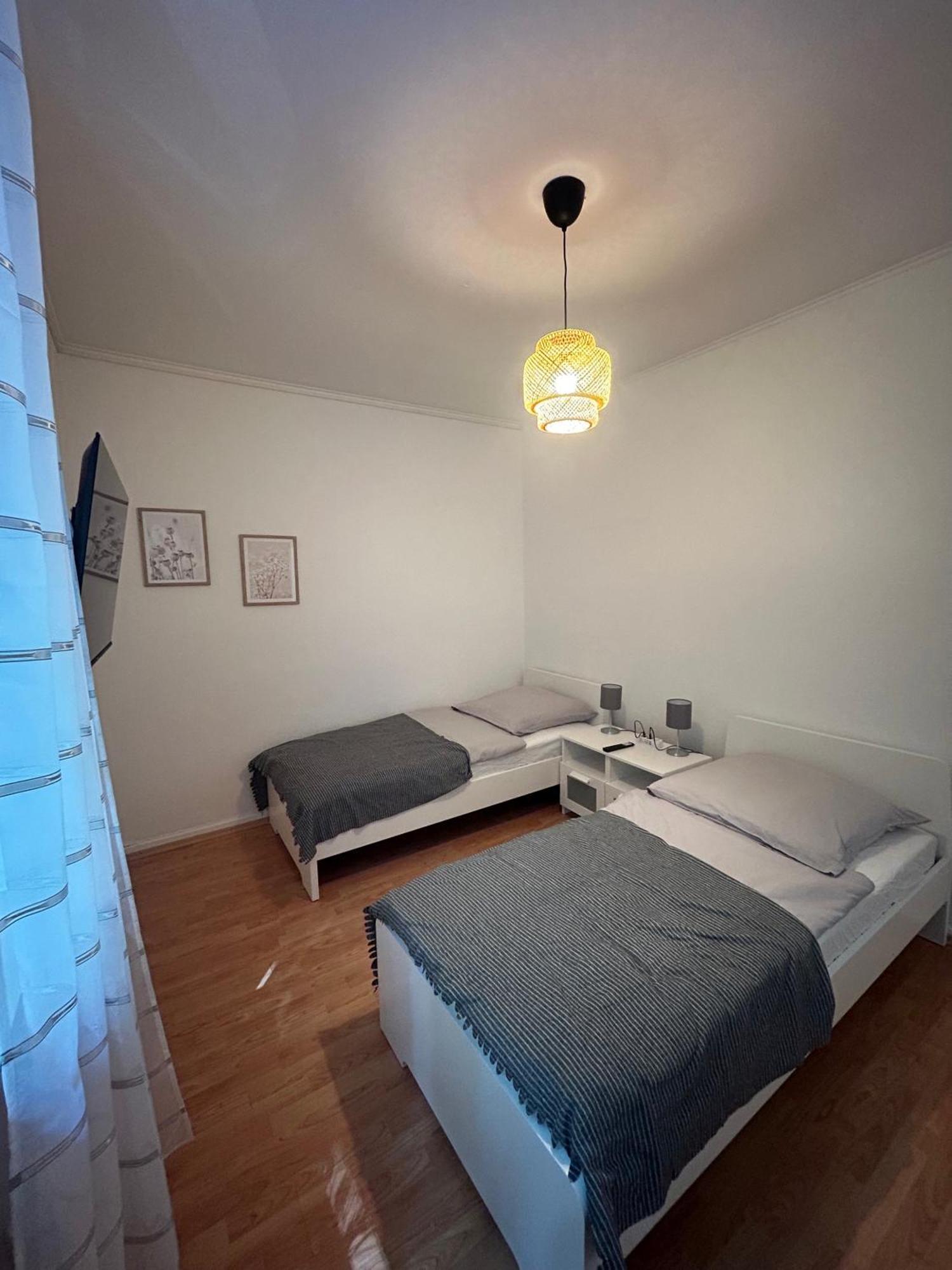 Gemuetliche Ferienwohnung - Voll Ausgestattet, Zentral Aber Ruhig ! วุปปาทัล ภายนอก รูปภาพ